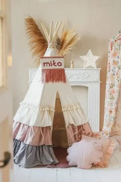 Odin Parker Teepee With Frills And Mat Set
