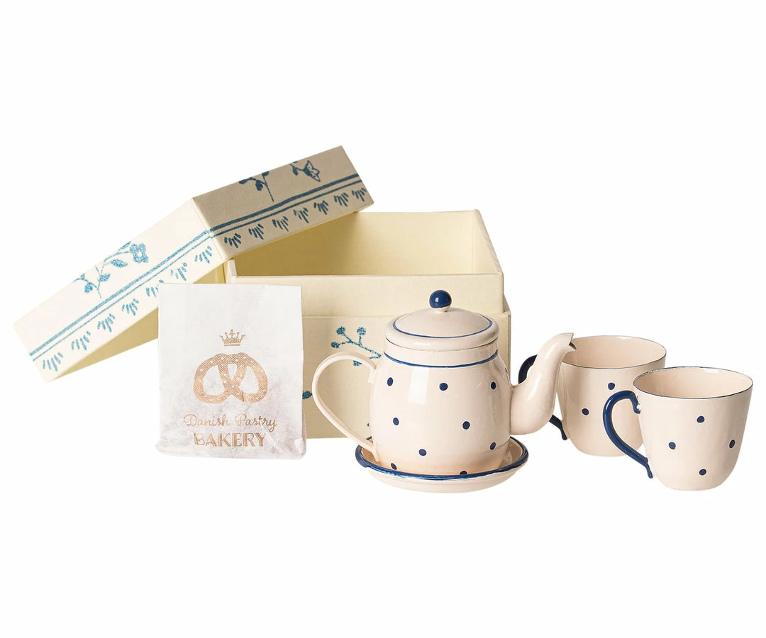 Maileg | Miniature Tea & Biscuits For Two 4 Maileg | Miniature Tea & Biscuits For Two