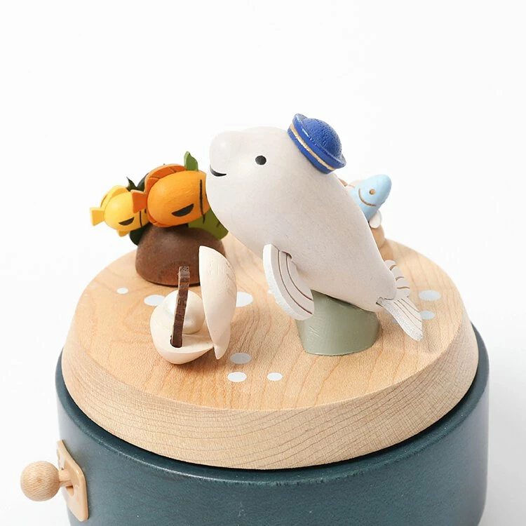 Wooderful Life Wooden Beluga Music Box *New* 6 Wooderful Life Wooden Beluga Music Box *New*