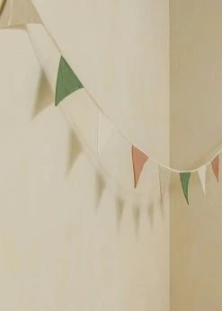 Coco Village *New* Garland