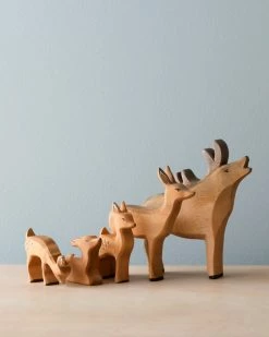 Odin Parker *New* 16-Piece Waterfall Scene With Deer