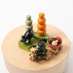 Wooderful Life Wooden Bear Music Box *New* 9 Wooderful Life Wooden Bear Music Box *New*