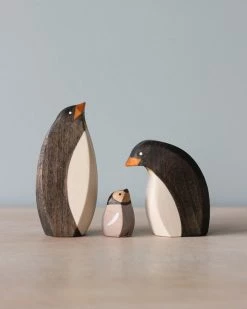 Brin D'Ours *New* Handmade Wooden Penguin Family