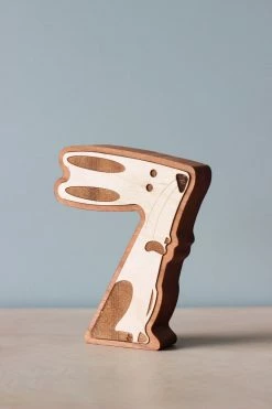 Circle Solid *New* Wooden Animal Numbers (0-9) - Made In USA 25 Circle Solid *New* Wooden Animal Numbers (0-9) - Made In USA