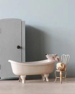 Maileg Mini Bathtub