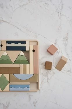 Raduga Grez | Mountain Blocks