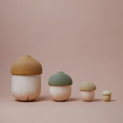 Raduga Grez Nesting Acorns