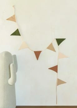 Coco Village *New* Garland